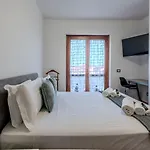 Luxury In Olbia, Terrazza & Cinema Lejlighed *
