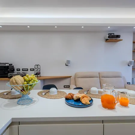 Apartment Luxury In Olbia, Terrazza & Cinema *