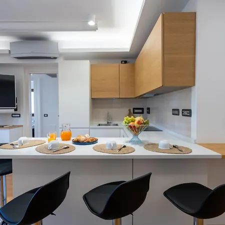 Luxury In Olbia, Terrazza & Cinema * Olbia