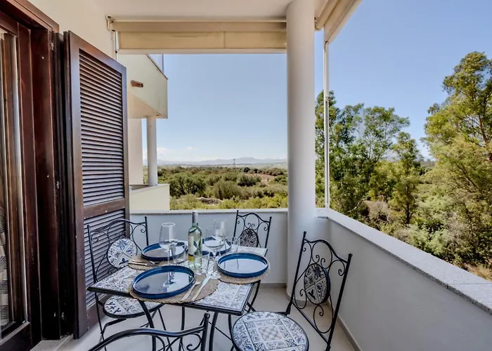 Luxury In Olbia, Terrazza & Cinema *