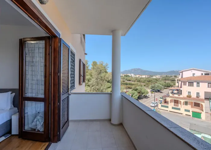 Luxury In Olbia, Terrazza & Cinema * Olbia